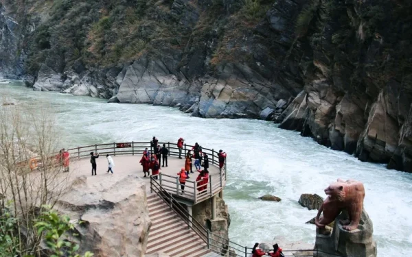 Khe Hổ Nhảy – Khe Hổ Khiêu – Hổ nhảy(Tiger Leaping Gorge)
