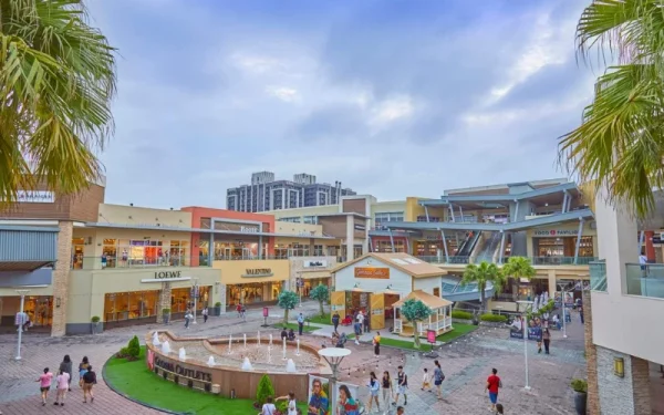 Khu phức hợp giải trí gồm Thuỷ Cung X-park và Gloria Outlets