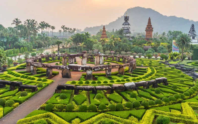 ông viên Nong Nooch – Nong Nooch Dinosaur Valley Pattaya