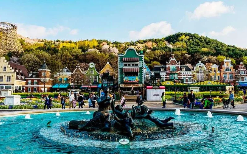 Công viên giải trí liên hợp Everland