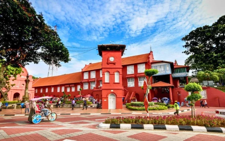 Nhà thờ Thánh Saint Paul (St. Paul Remain)