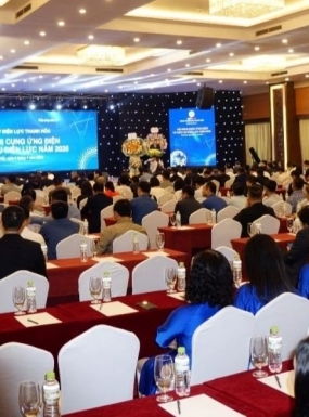 Tổ Chức Hội Nghị Khách Hàng