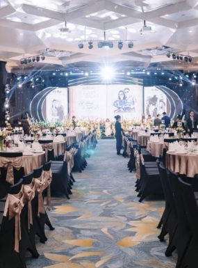 Tổ Chức Kỷ Niệm Thành Lập Công Ty