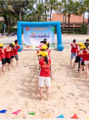 Tổ Chức Team Building