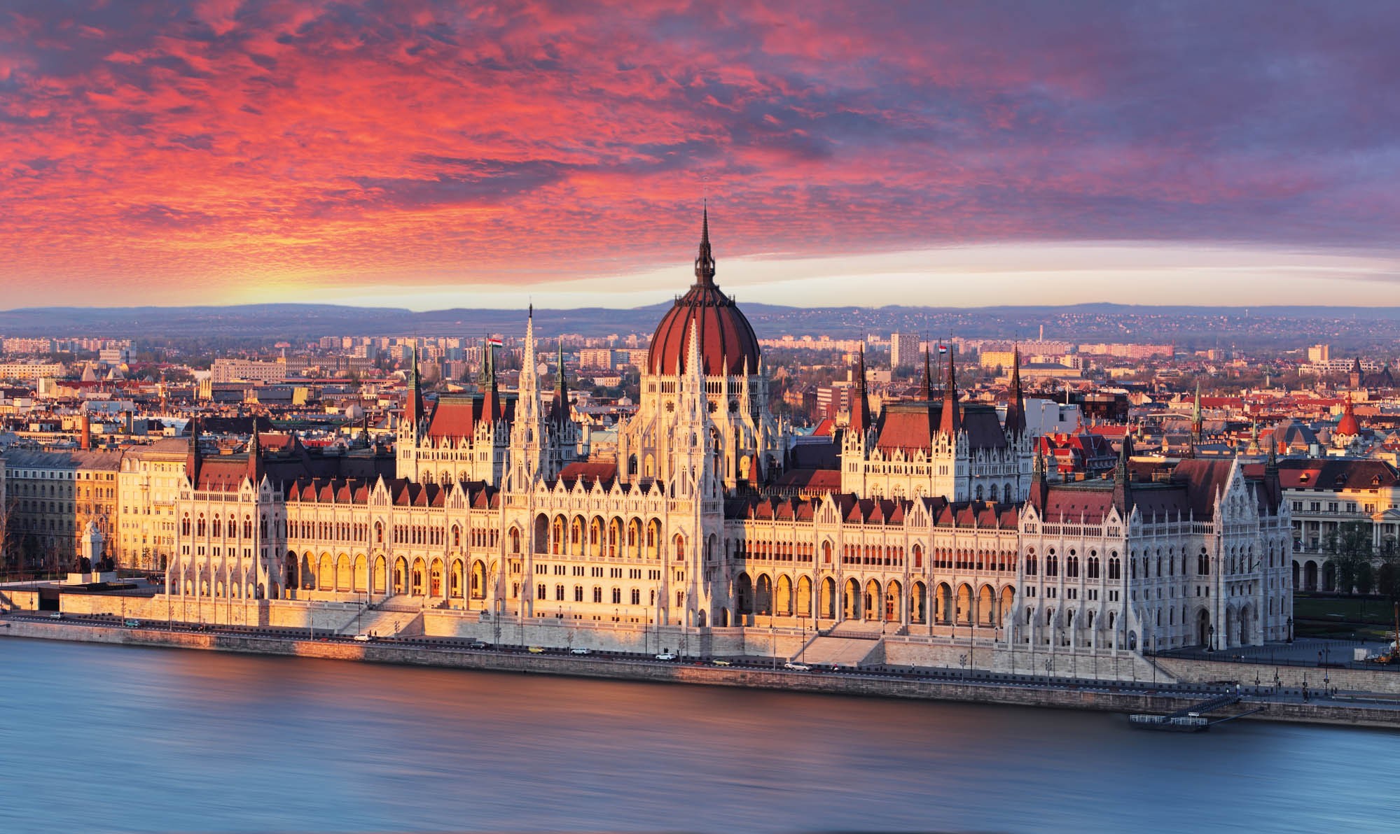 Chiêm Ngưỡng Tuyệt Tác Kiến Trúc Gothic Ở Budapest, Hungary