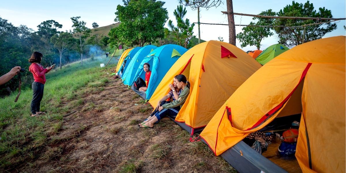Tour Trekking Kết Hợp Camping - Xu Hướng Du Lịch Trải Nghiệm Lên Ngôi Năm 2025