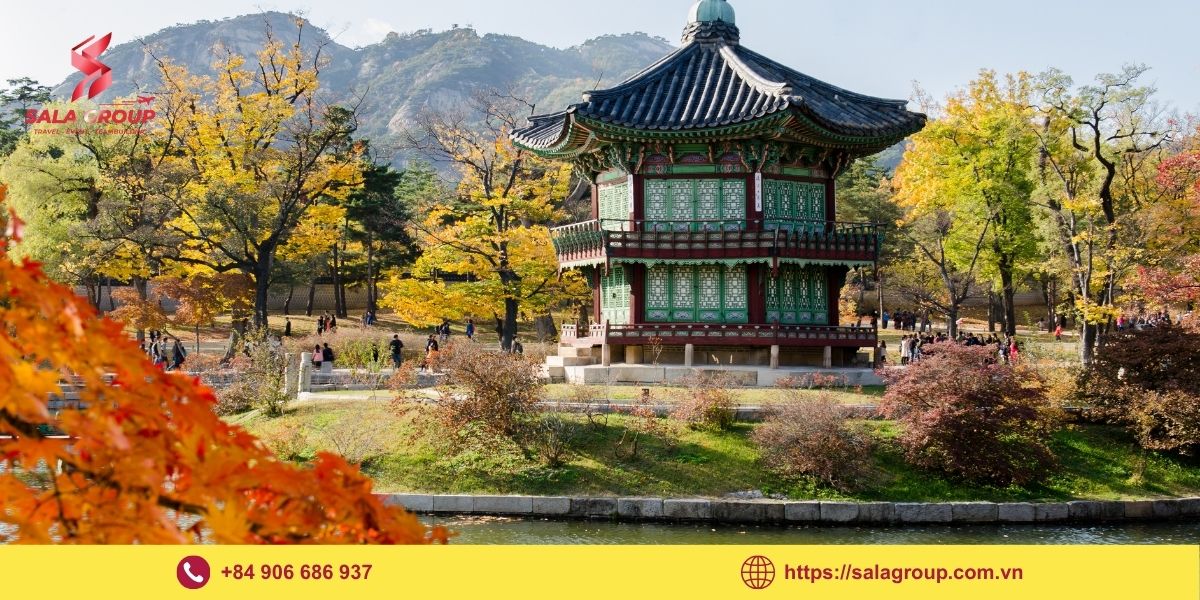 Cung điện Gyeongbokgung - Khi lịch sử hòa cùng sắc thu