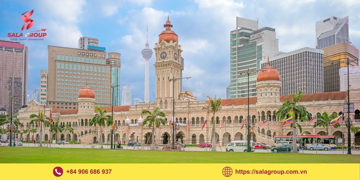 Quảng trường Merdeka - Không gian lịch sử giữa lòng thành phố