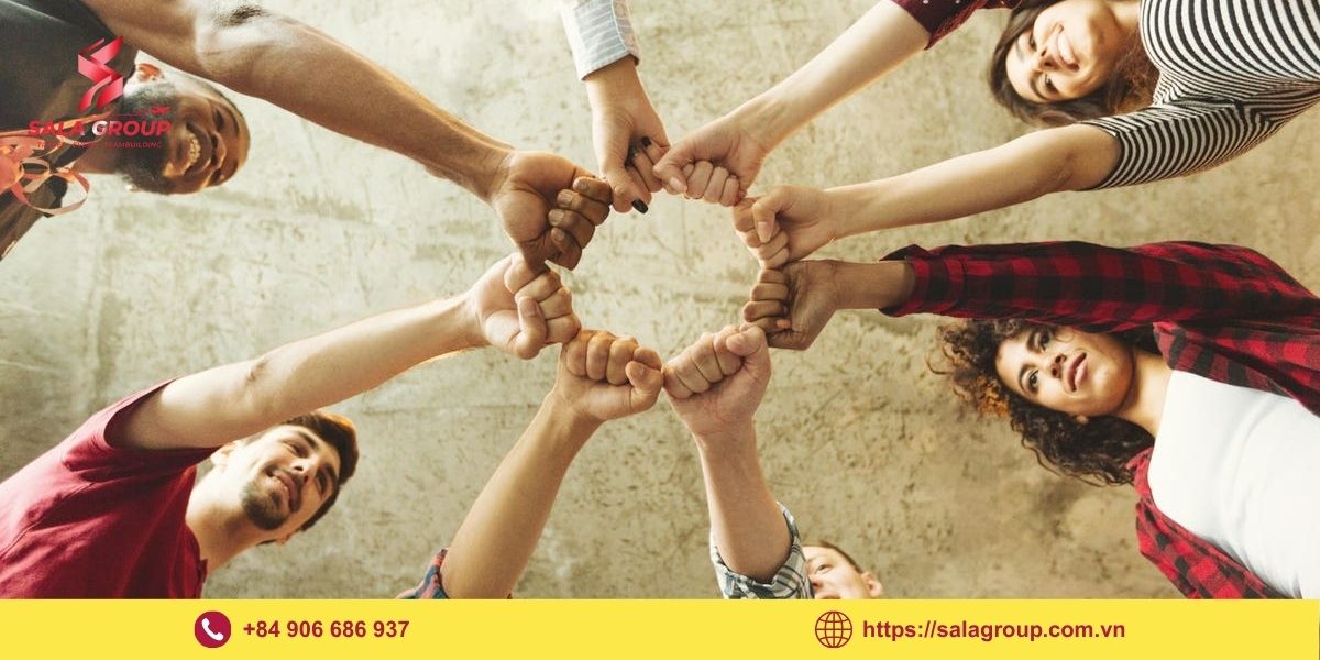 Top 5 ý tưởng tổ chức team building ngoài trời sáng tạo và hiệu quả